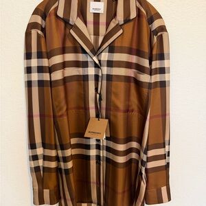 Burberry 100% silk shirt